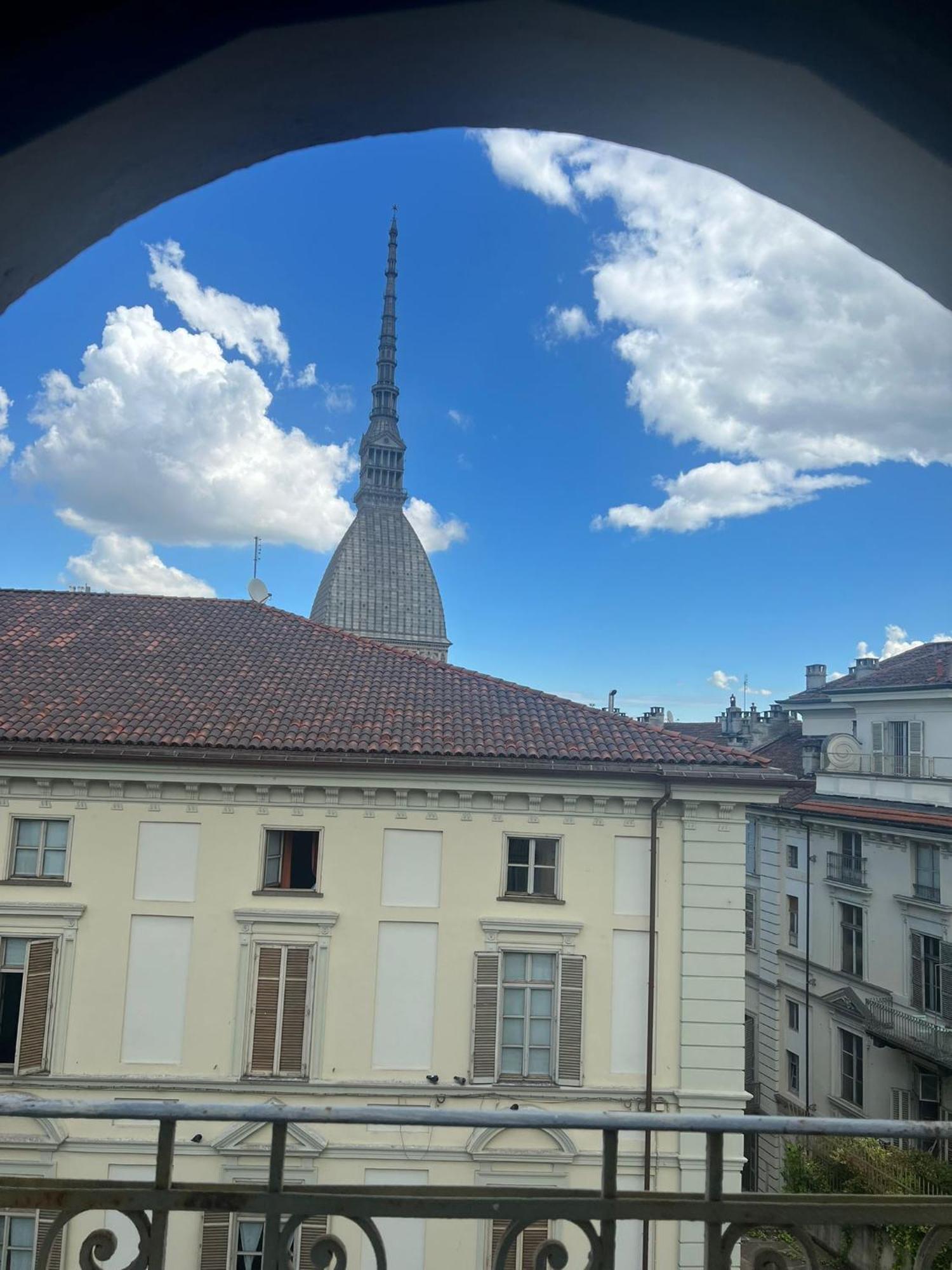 Historic Center Via Po Apartment Turin Exteriör bild