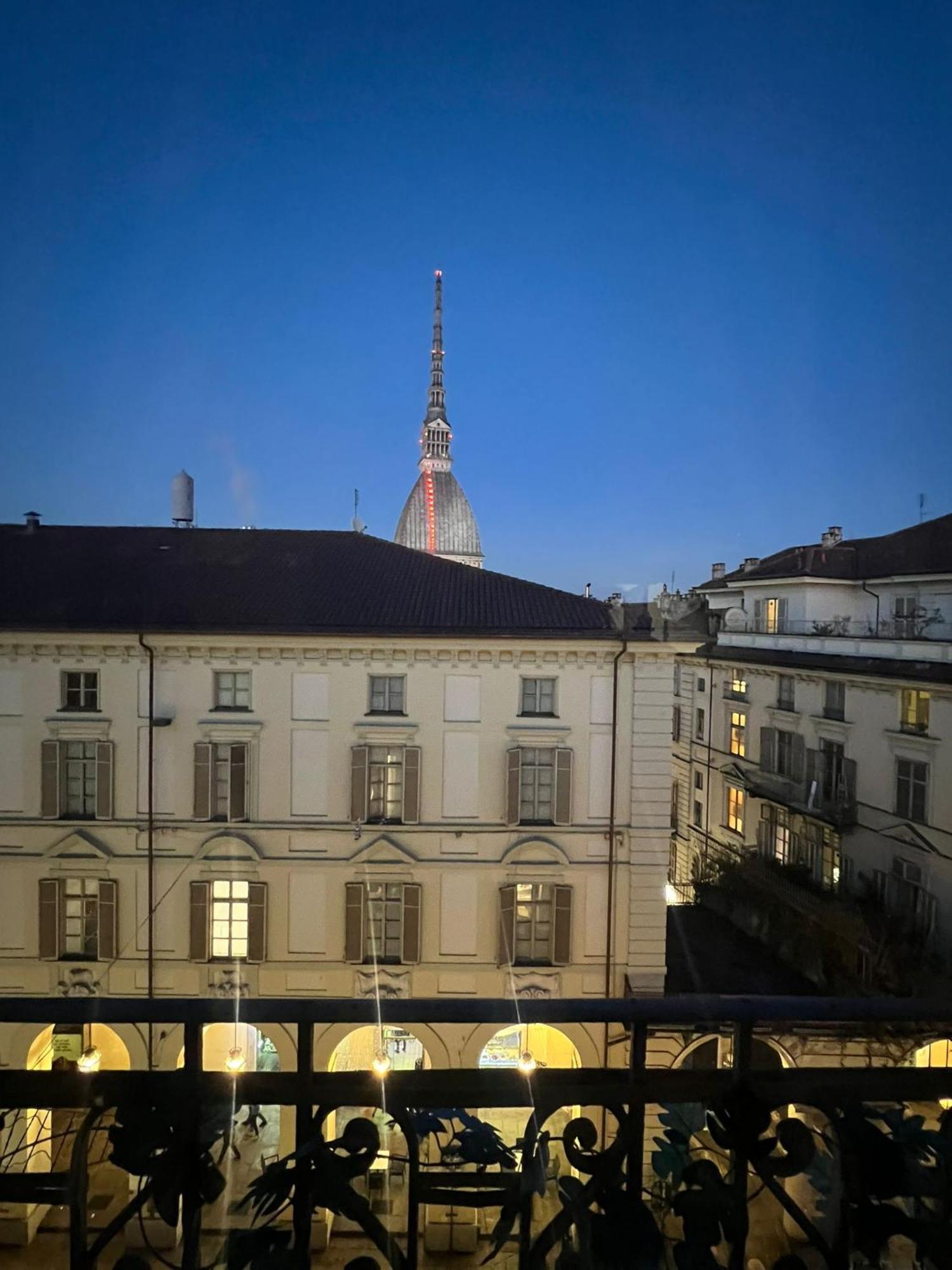 Historic Center Via Po Apartment Turin Exteriör bild