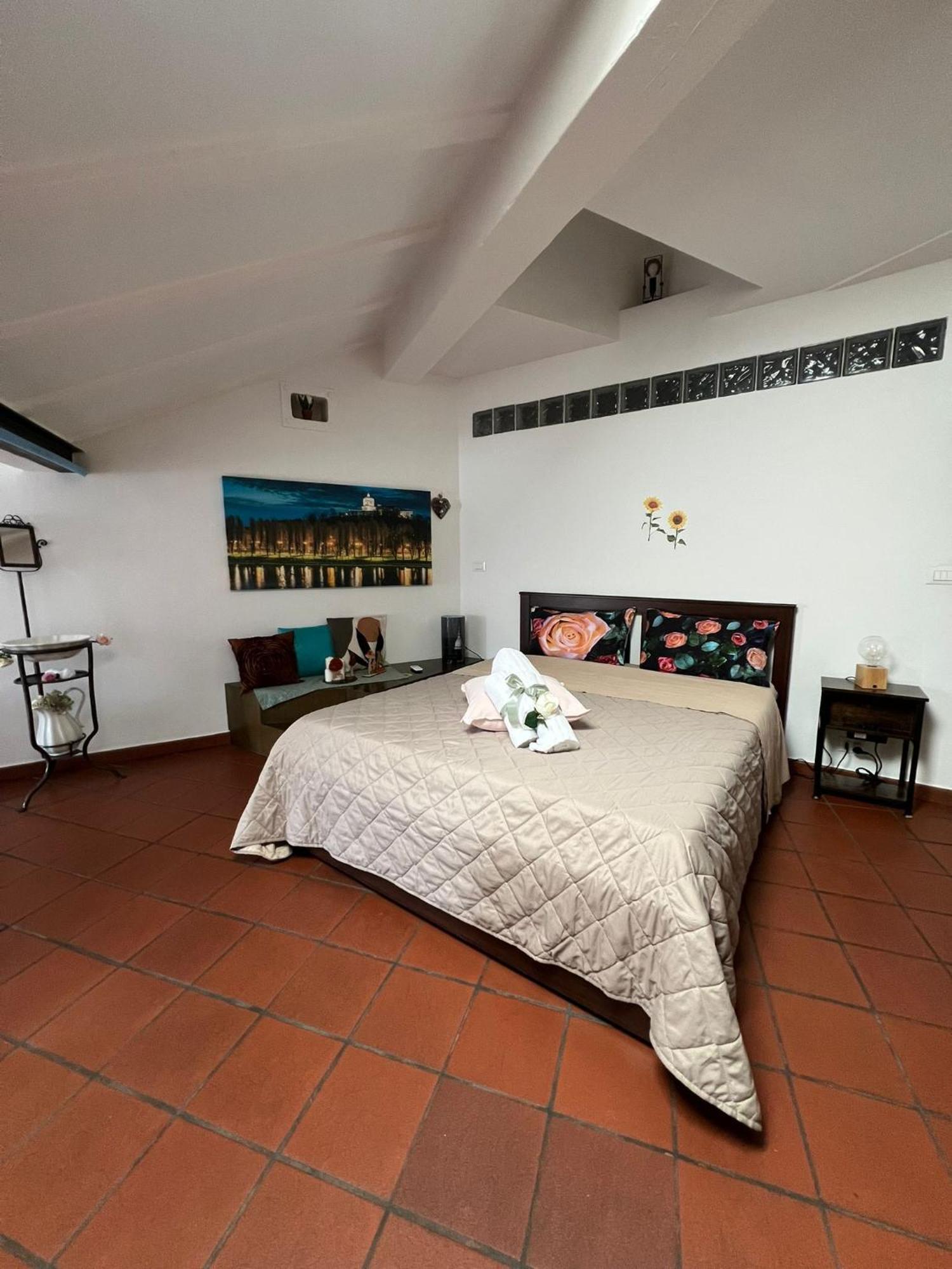Historic Center Via Po Apartment Turin Exteriör bild